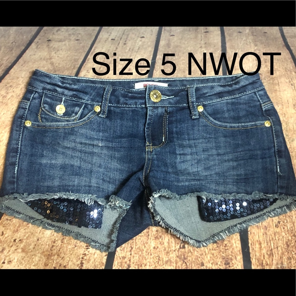 Junior Bongo Jean shorts sequined pockets SZ 5